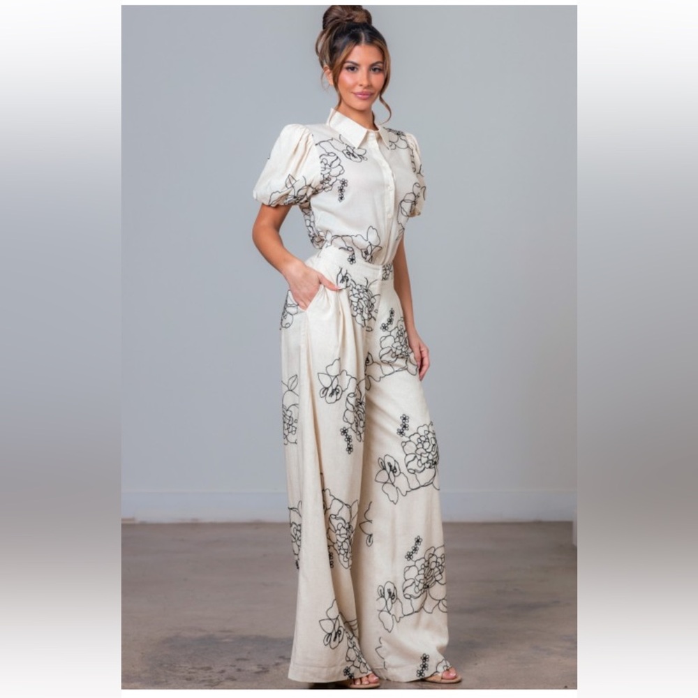 255. Embroidered Cream Floral Bubble sleeve Wide-Leg pants set - Picture 5 of 7
